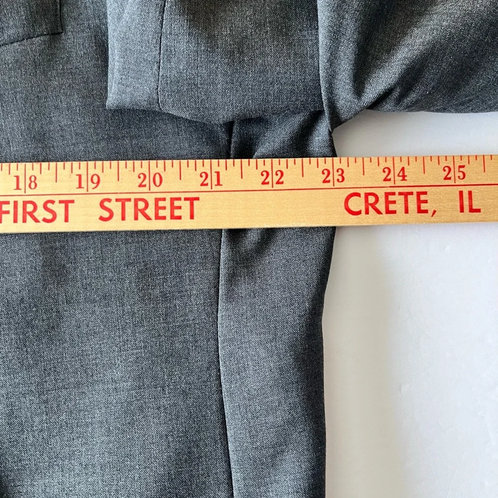 JoS. A. Bank Blazer Men's 46L Gray Sport Coat Jacket 100% Wool Lined 2 Button‎
